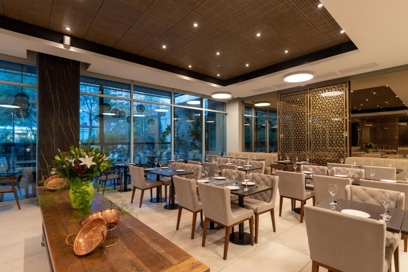 Best Western Premier Marina Las Condes Сантьяго Экстерьер фото